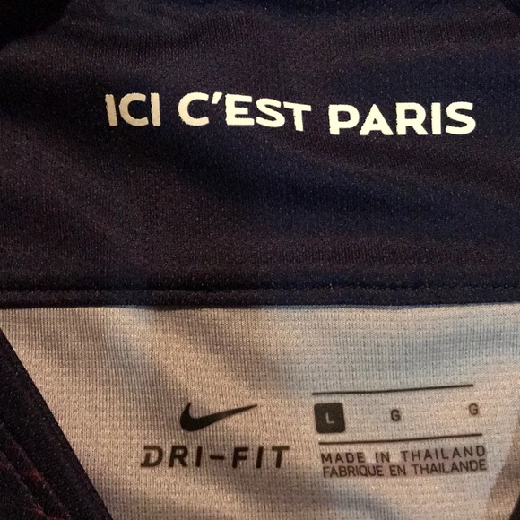 Kylian Mbappe 2019 Paris home jersey - Picture 4 of 7